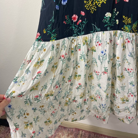 Queens of Archive Minnie Two Tone Tiered Floral Ruffle Sleeve Maxi Dress Size M - Picture 7 of 12